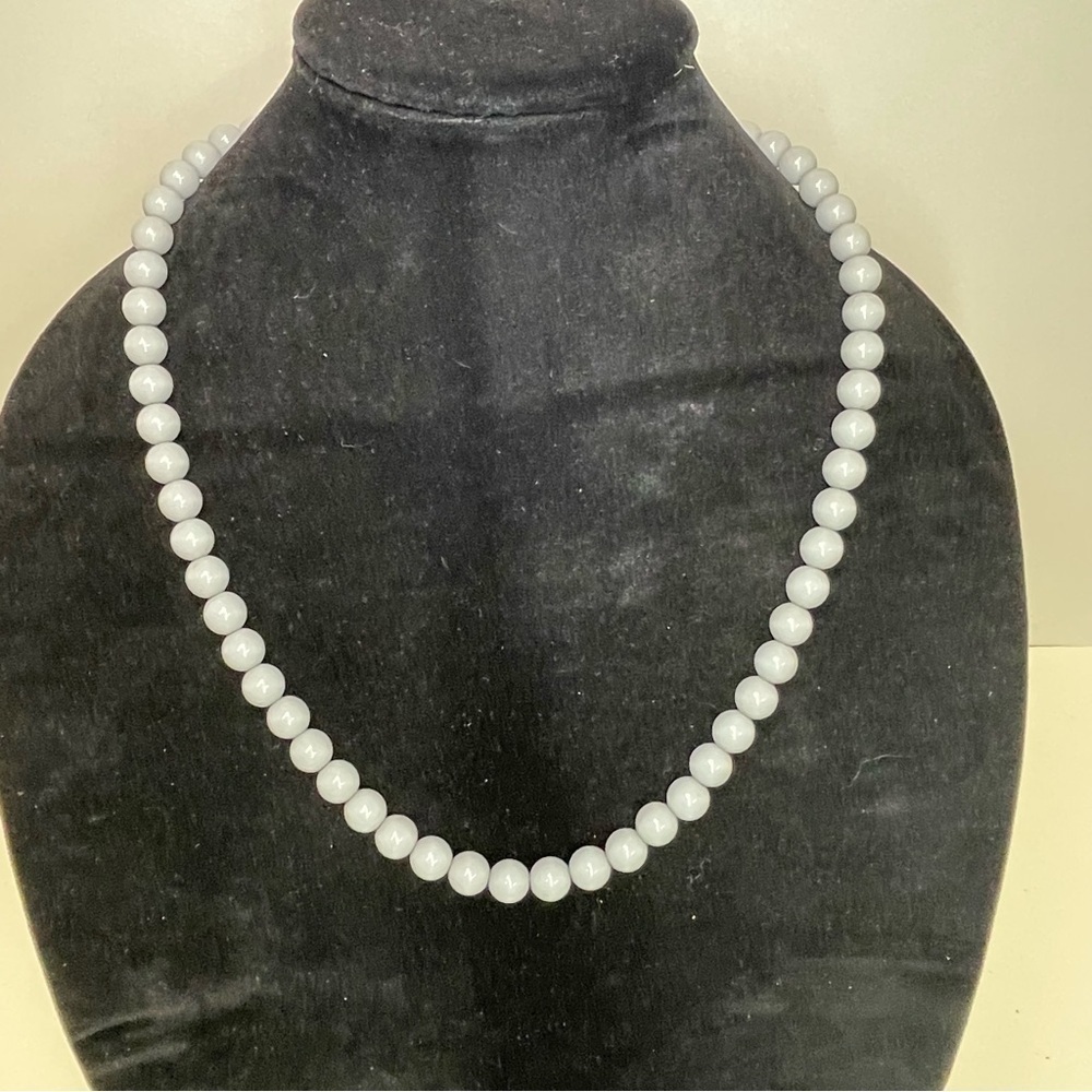 Vintage 1980s Gray Beaded Necklace - Picture 1 of 6